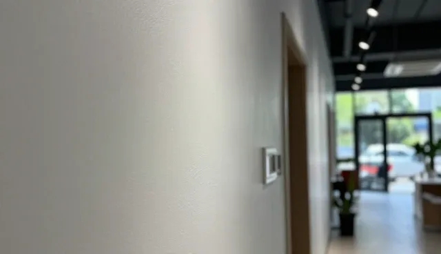 软装搭配在施工难点中的选型与使用建议